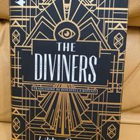 libro Libba Bray The Diviners ed. Oscar Mondadori