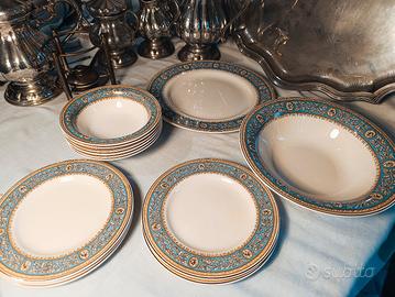 Servizio Royal Doulton "Fair Oak"-
Porcellana