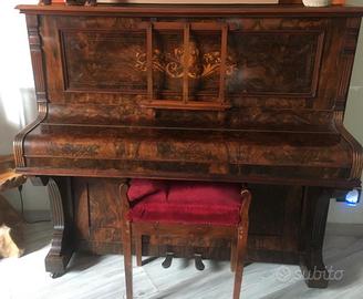 Pianoforte verticale del '900