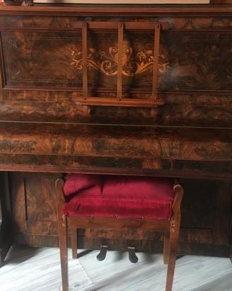 Pianoforte verticale del '900