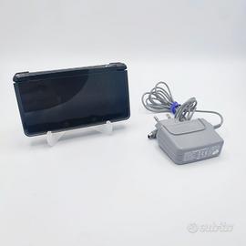 Nintendo 3DS con caricatore e pennino originali 