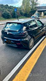 Alfa romeo 147 16 benzina