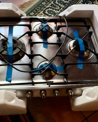 Piano Cottura Smeg 4 fuochi a gas