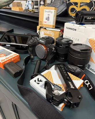 SONY A7III+Ottiche+Kit completo(pari al nuovo)