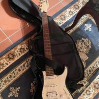 Chitarra Yamaha + Amplificatore Fender