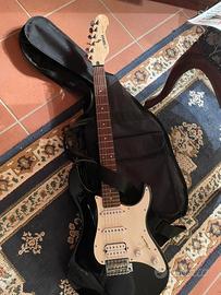 Chitarra Yamaha + Amplificatore Fender