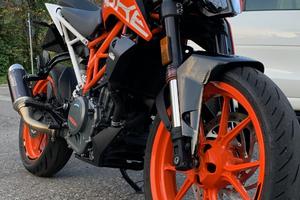 KTM Duke 390
