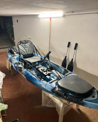 Kayak da pesca a pedali (tonale)