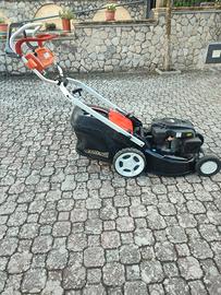 rasaerba a scoppio trazionato Oleo Mac