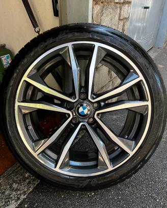 Cerchi originali BMW 19" X1 X2 con gomme estive RF