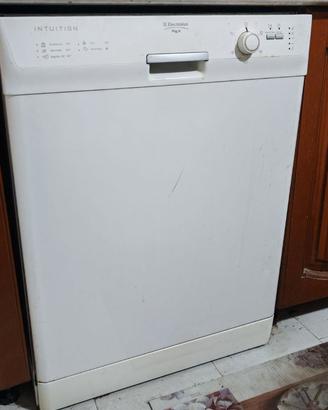 Lavastoviglie Electrolux Rex Intuition bianca