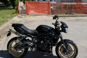 Triumph Street Triple 675 R MY2012