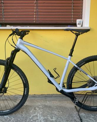 Mtb am100ht
