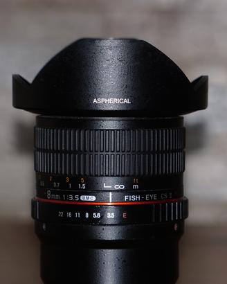 samyang 8mm f/3.5 UMC CS II *rotta*