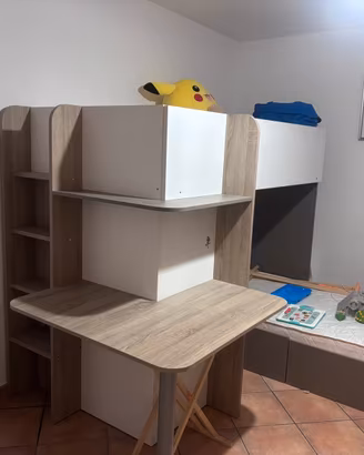 Stanzetta a castello letto contenitore scrivania
