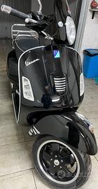 Vespa Gts 125