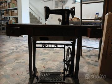 Mobile per cucire Necchi