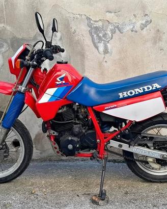 HONDA XL600R