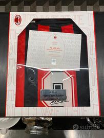 Cofanetto Milan maglia autografata Van Basten