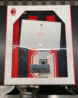 Cofanetto Milan maglia autografata Van Basten