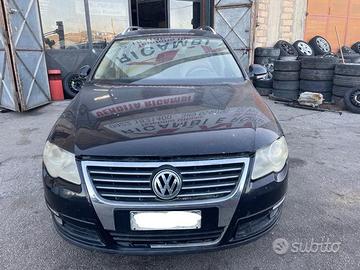 Ricambi Volkswagen Passat Variant 2.0 TDI del 2007