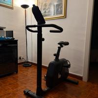 Cyclette autoalimentata Domyos EB 520