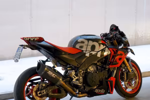 Tuono v4 Factory 1100