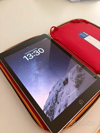 APPLE IPAD 9.7 (2018) A1893 WIFI