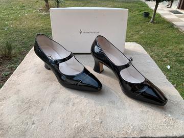 Scarpe con tacco vernice nera