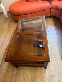tavolino in legno con cassetti