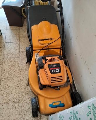 Tosaerba Husqvarna a scoppio 