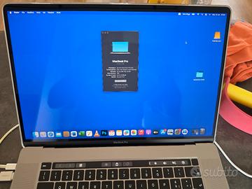 Macbook Pro 16"