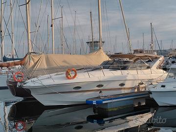 Mira 40 motori Fpt 2x370cv eliche di superficie