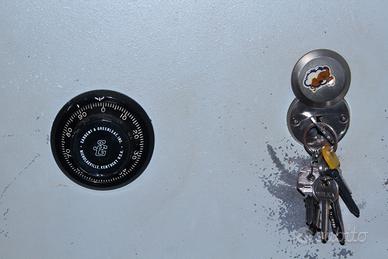 Cassaforte pro- dimensione armadio