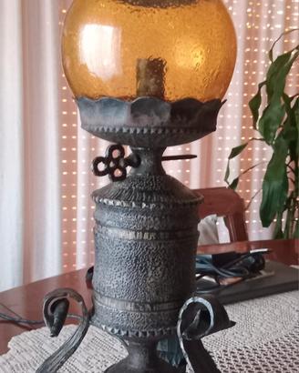 lampada rustica in ferro battuto