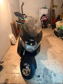 Suzuki Burgman 400 anno 2001