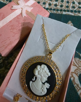 collana cammeo  placcato in oro 18k