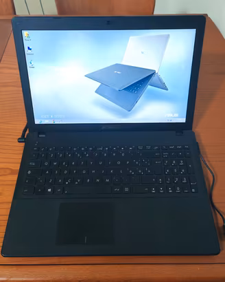 Notebook Asus + Borsa per PC inclusa