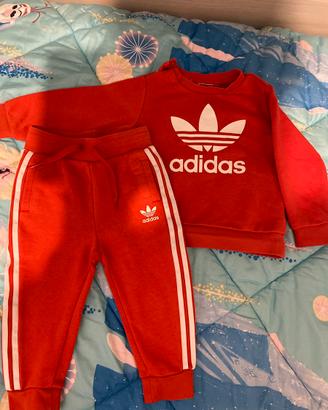 Tuta completa adidas
