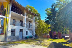 CASA SEMINDIPENDENTE A GIAVENO