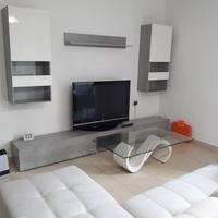 Parete attrezzat moderna l 270 cm come in foto
