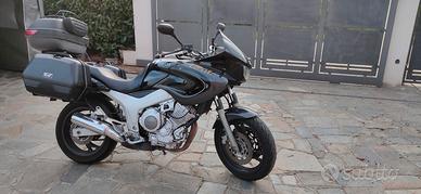 MOTO YAMAHA TDM850