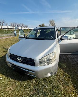 Toyota rav4 seconda serie