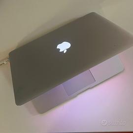 Mac Book air 13” 2015