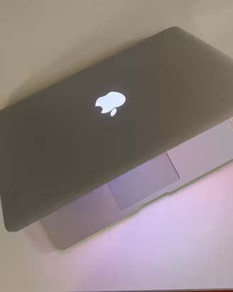 Mac Book air 13” 2015