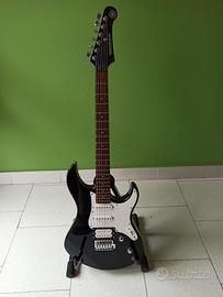 Yamaha Pacifica 212vfm translucent black 