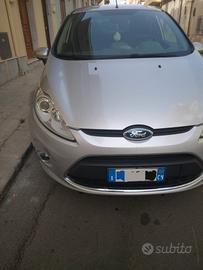 Ford fiesta 1.2 titanium 