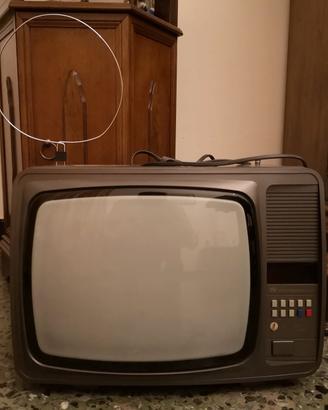 TV White Westinghouse Vintage 