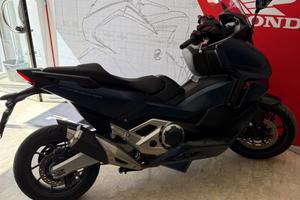 Honda Forza 750