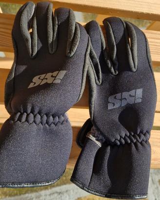 Guanti moto IXS